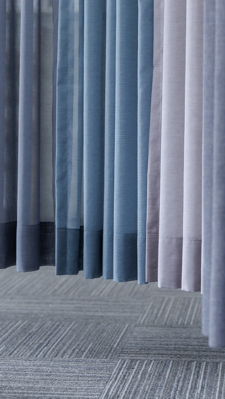 直営店「カーテンのKAZUMA」